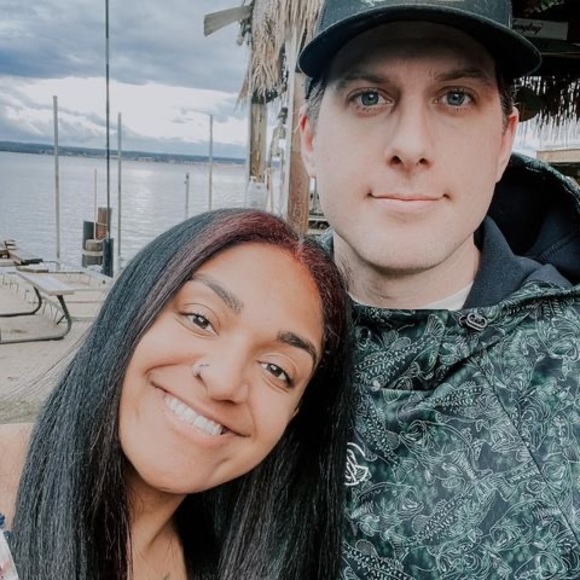 Meet your Posher, Erica - Picture 1 of 1